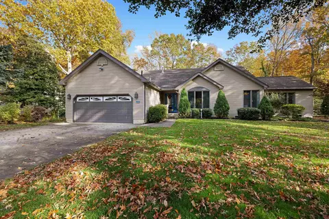 53 Summer Cir, North Cape May, NJ 08204