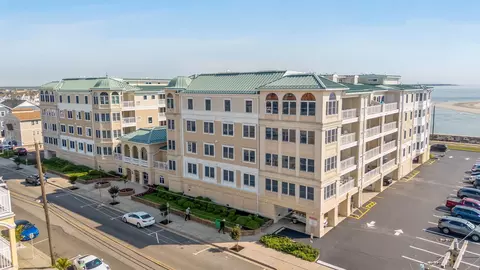 101 W Spruce Ave #106, North Wildwood, NJ 08260
