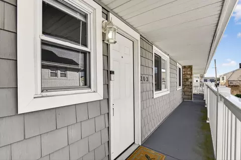 5400 Pacific Ave #203, Wildwood Crest, NJ 08260