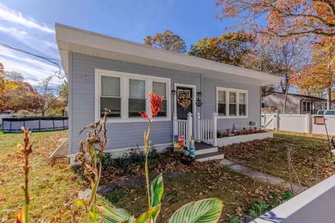 226 E New York Ave, Villas, NJ 08251