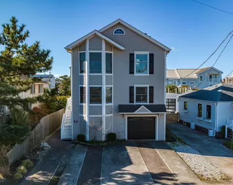 18 E Winthrop Ave, Strathmere, NJ 08248