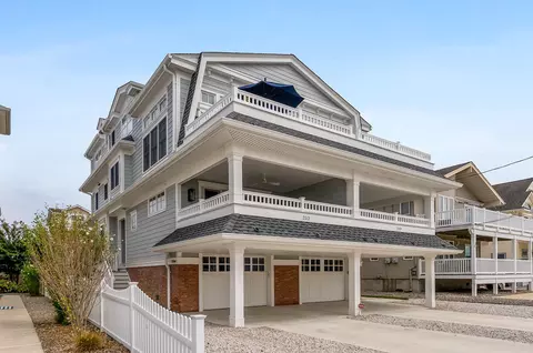 253 35th St #WEST, Avalon, NJ 08202