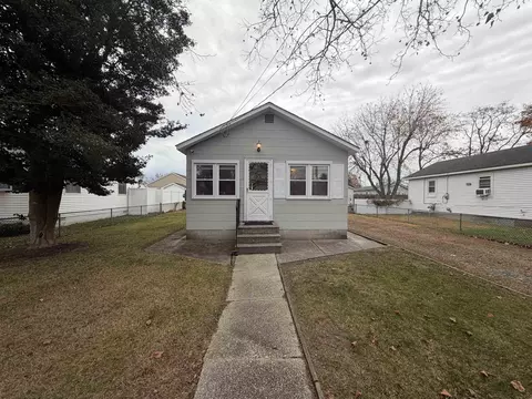 109 Iowa Ave, Villas, NJ 08251