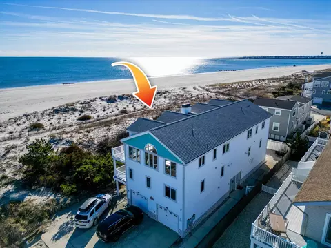 12 82nd St #NORTH, Sea Isle City, NJ 08243
