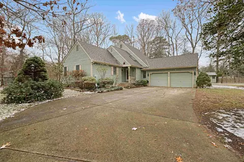 6 N Andrielle Ln, Erma, NJ 08204