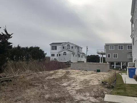 18 E Randolph Ave, Strathmere, NJ 08248