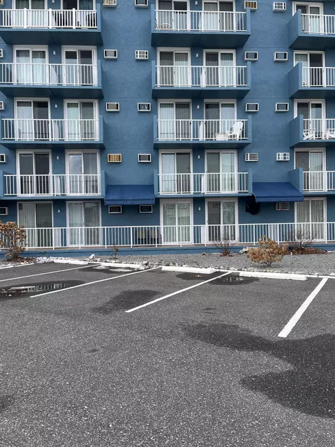 225 E Wildwood Ave #118, Wildwood, NJ 08260
