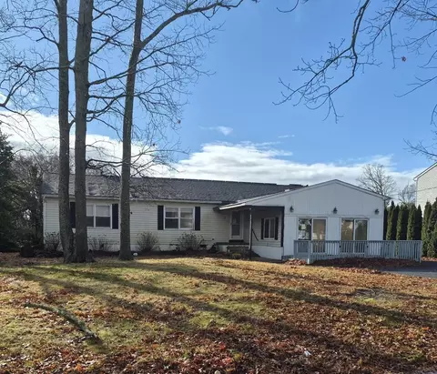 111 Davis Rd, Rio Grande, NJ 08242