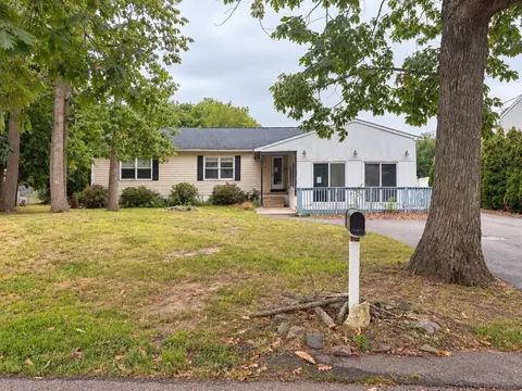 111 Davis Rd, Rio Grande, NJ 08242