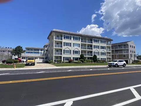 217 Beach Ave #1, Cape May, NJ 08204