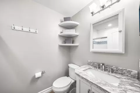 Bath - 2934 Ocean Dr #NORTH, Avalon, NJ 08202 photo 1 of 4
