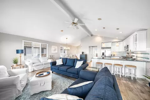 Living - 2934 Ocean Dr #NORTH, Avalon, NJ 08202 photo 4 of 5