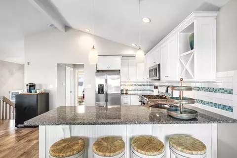Kitchen - 2934 Ocean Dr #NORTH, Avalon, NJ 08202 photo 2 of 4