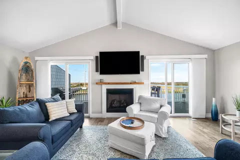 Living - 2934 Ocean Dr #NORTH, Avalon, NJ 08202 photo 1 of 5