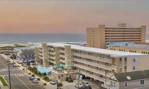 1800 Ocean Ave #211, North Wildwood, NJ 08260
