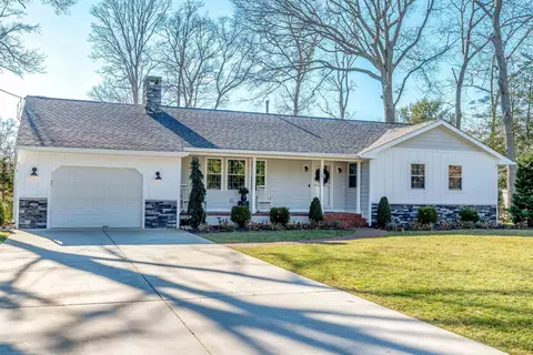 19 Heritage Dr, Cape May Court House, NJ 08210