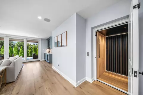 Entry Way - 46 E 18th St, Avalon, NJ 08202 photo 1 of 1