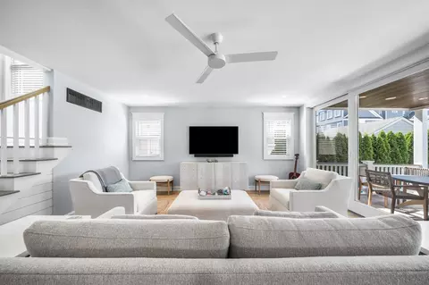 Living - 46 E 18th St, Avalon, NJ 08202 photo 6 of 6