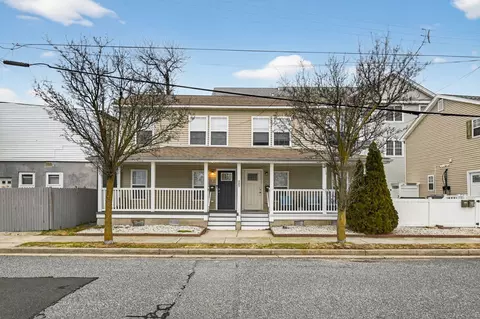 205 W Roberts Ave #4, Wildwood, NJ 08260