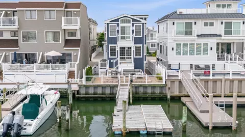 328 83rd St, Stone Harbor, NJ 08247