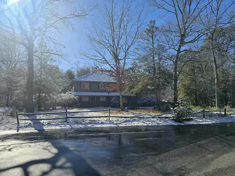 81 Holly Glen Ln, Cape May Court House, NJ 08210