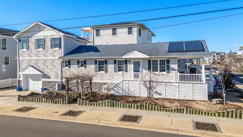 208 New York Ave, North Wildwood, NJ 08260