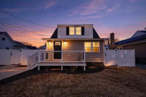 8 Geneva Ave, Del Haven, NJ 08251