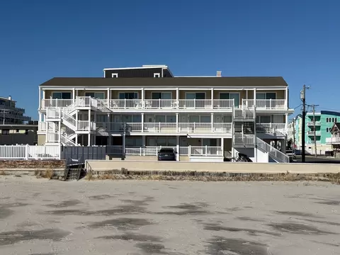 422 E Farragut Rd #201, Wildwood Crest, NJ 08260