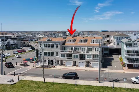 4010 Pleasure Ave #3, Sea Isle City, NJ 08243