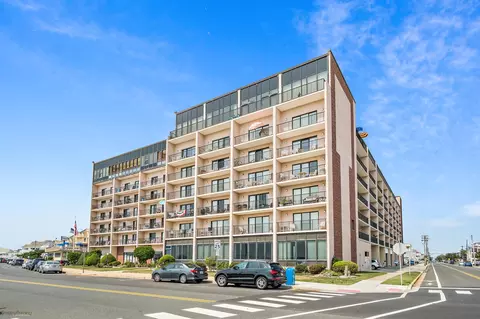 500 Kennedy Dr #712, North Wildwood, NJ 08260