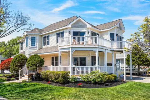 1018 First Ave, Avalon, NJ 08202