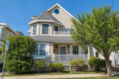7112 Park Blvd, Wildwood Crest, NJ 08260