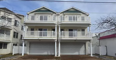 351 E Wildwood Ave #201, Wildwood, NJ 08260