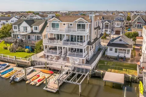 309 45th Pl #WEST, Sea Isle City, NJ 08243