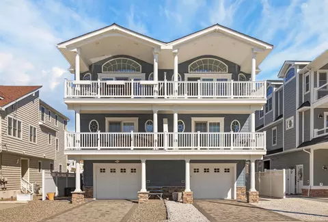 17 W 73rd St #WEST, Sea Isle City, NJ 08243