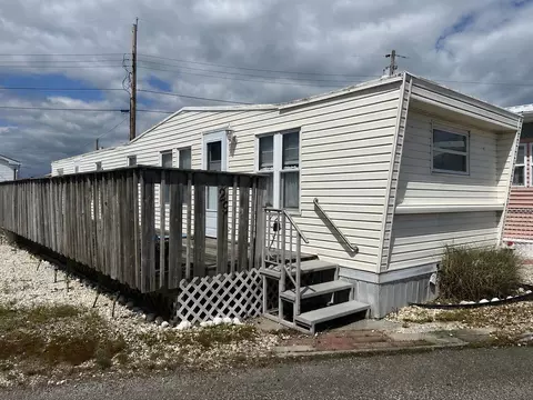 29 Cresse Ave, Wildwood, NJ 08260