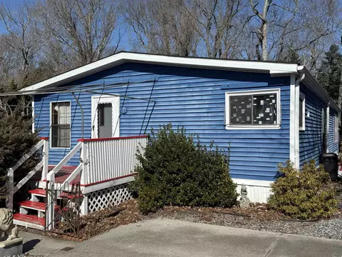 56 Breakwater Ter, North Cape May, NJ 08204