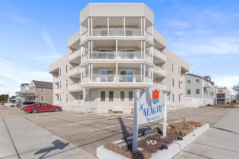 708 Surf Ave #104, North Wildwood, NJ 08260
