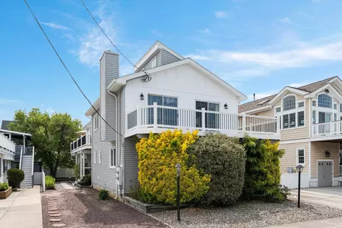 255 117th St #2, Stone Harbor, NJ 08247
