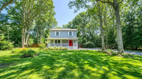 38 Mockingbird Ln, Woodbine, NJ 08270