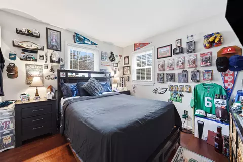 Bedroom - 4 Prosit Ln, Ocean View, NJ 08230 photo 3 of 4