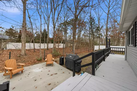 Exterior - 4 Prosit Ln, Ocean View, NJ 08230 photo 3 of 4