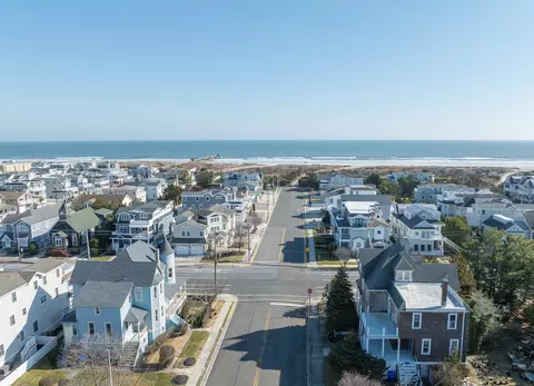 View/Area - 173 33rd St #3, Avalon, NJ 08202 photo 5 of 5