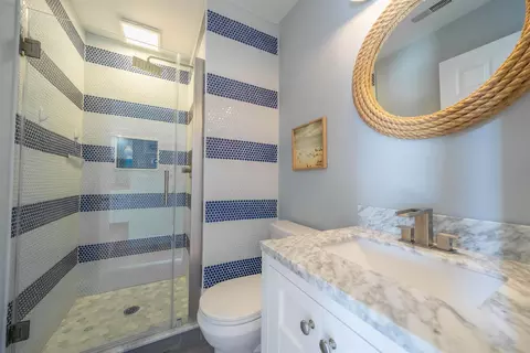 Bath - 173 33rd St #3, Avalon, NJ 08202 photo 2 of 2