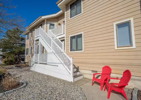 Exterior - 173 33rd St #3, Avalon, NJ 08202 photo 5 of 5