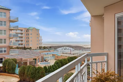 9905 Seapointe Blvd #409, Wildwood Crest, NJ 08260