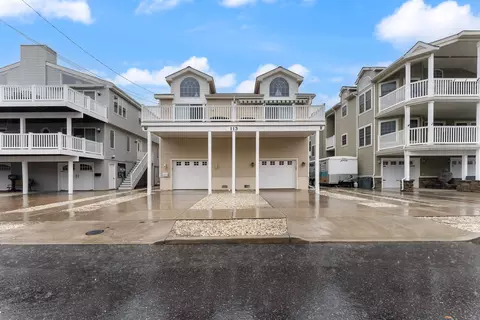 113 78th St #WEST, Sea Isle City, NJ 08243