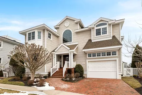 440 98th St, Stone Harbor, NJ 08247