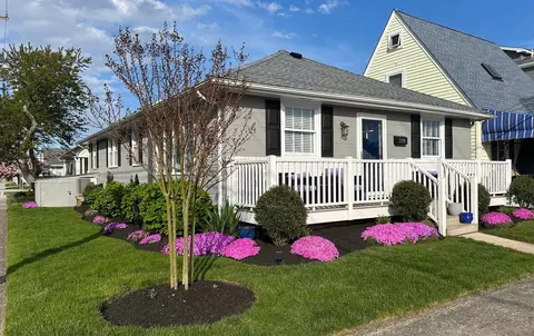 219 N Hanover Ave, Margate City, NJ 08402