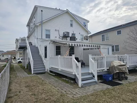 124 45th St UNIT 2, Sea Isle City, NJ 08243